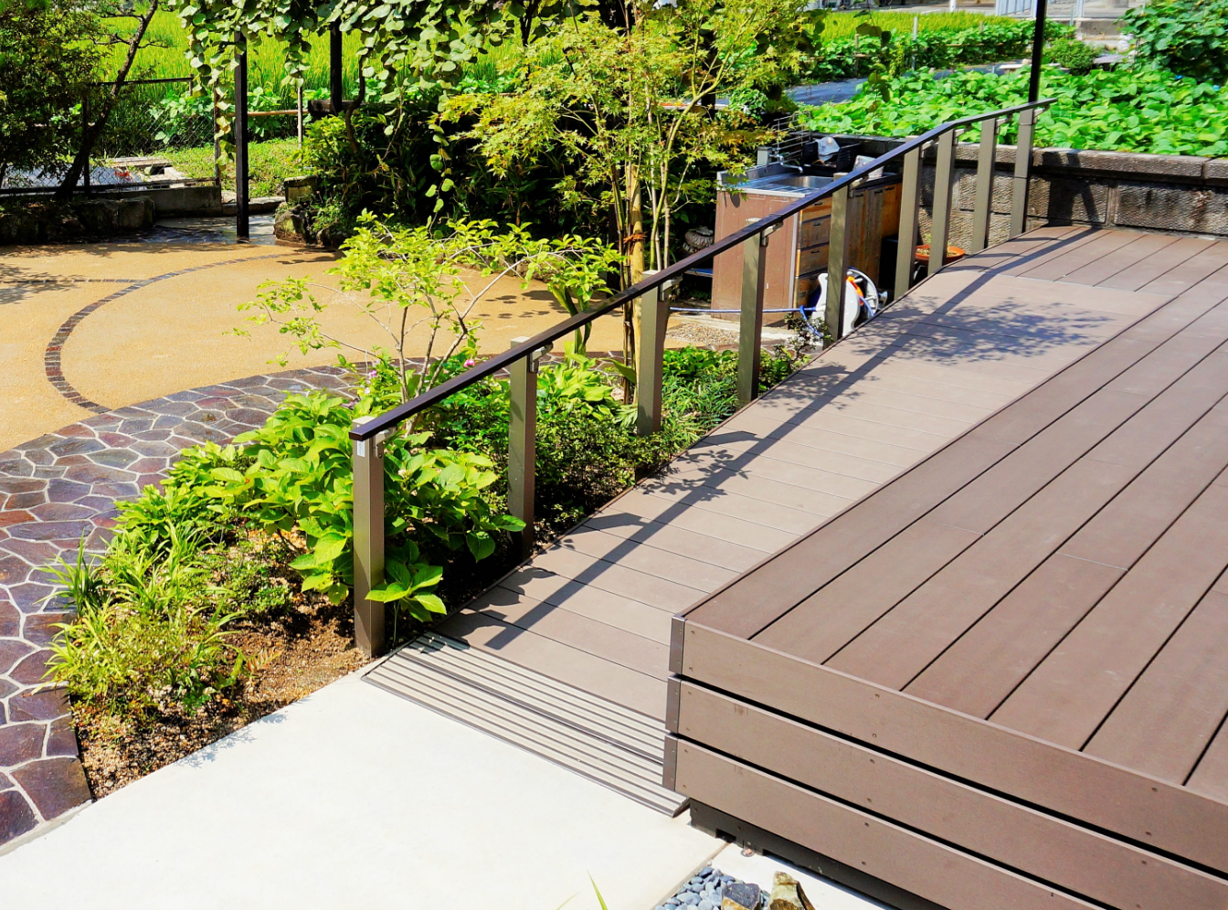 赤木庭園おすすめ ウッドデッキ